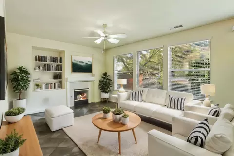 Living - 423 Perlegos Way, Lodi, CA 95240 photo 1 of 1
