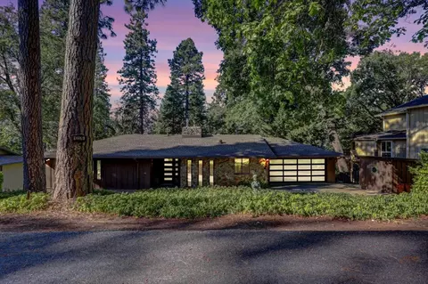 12376 Gayle Ln, Nevada City, CA 95959