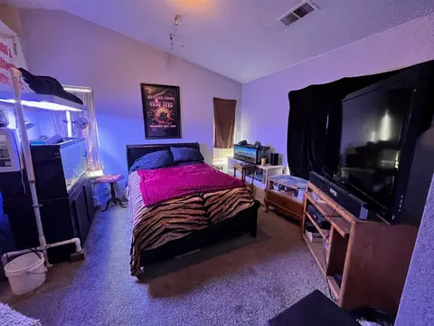 Bedroom - 3217 Jeanette Ct, Tracy, CA 95376 photo 2 of 4