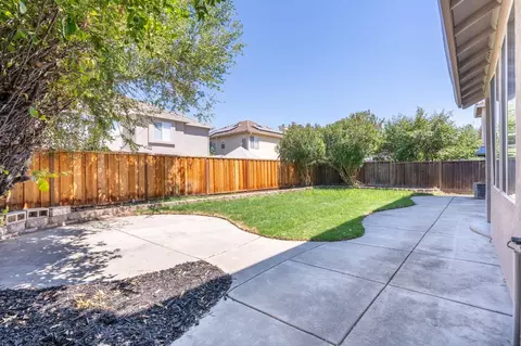Exterior - 1853 Lloyd C Gary Dr, Tracy, CA 95376 photo 5 of 8