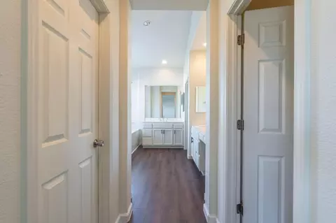 Entry Way - 1853 Lloyd C Gary Dr, Tracy, CA 95376 photo 3 of 4