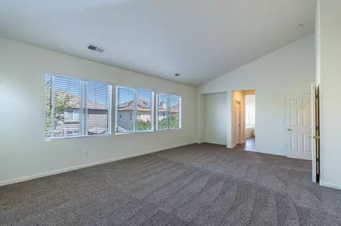 Living - 1853 Lloyd C Gary Dr, Tracy, CA 95376 photo 9 of 9