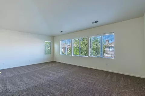 Living - 1853 Lloyd C Gary Dr, Tracy, CA 95376 photo 8 of 9