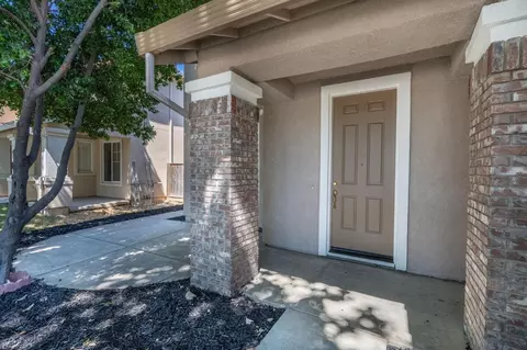 Exterior - 1853 Lloyd C Gary Dr, Tracy, CA 95376 photo 4 of 8