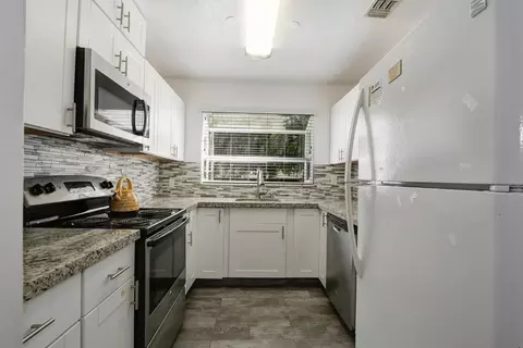 Kitchen - 3117 Newport Ter, Davis, CA 95618 photo 2 of 4