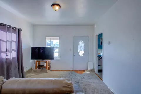 203 E 10th St, Tracy, CA 95376 photo 4