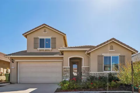 4591 Streambed Dr, Folsom, CA 95630 photo 2