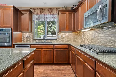 730 Yosemite Dr, Tracy, CA 95304 photo 7