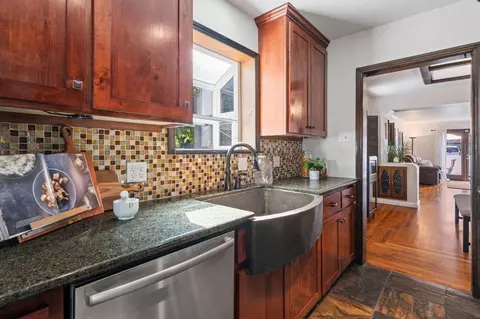 Kitchen - 1205 Mae Ave, Tracy, CA 95376 photo 3 of 8