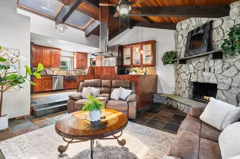 Living - 1205 Mae Ave, Tracy, CA 95376 photo 3 of 5
