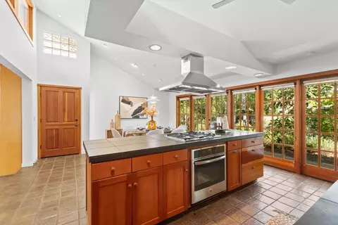 Kitchen - 2317 Elendil Ln, Davis, CA 95616 photo 5 of 5