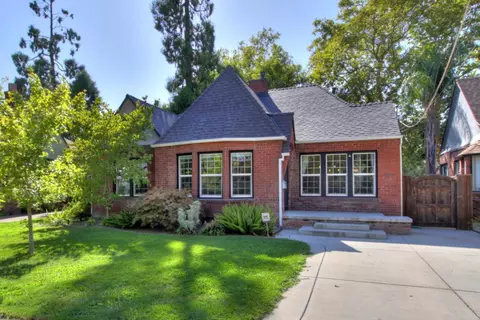 3068 24th St, Sacramento, CA 95818