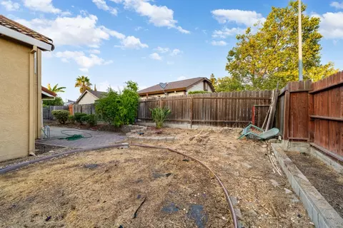 8610 Foxpark Ct, Antelope, CA 95843 photo 30