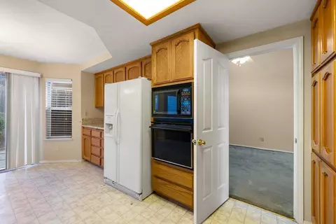 8610 Foxpark Ct, Antelope, CA 95843 photo 22