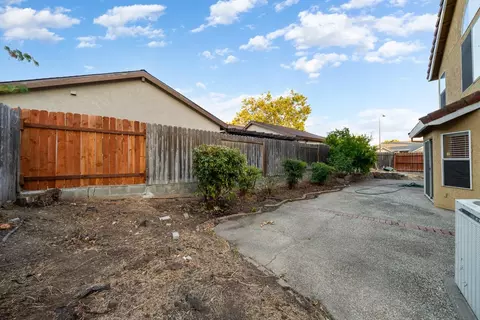 8610 Foxpark Ct, Antelope, CA 95843 photo 26