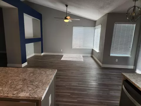 1106 Lourence Dr, Tracy, CA 95376 photo 12