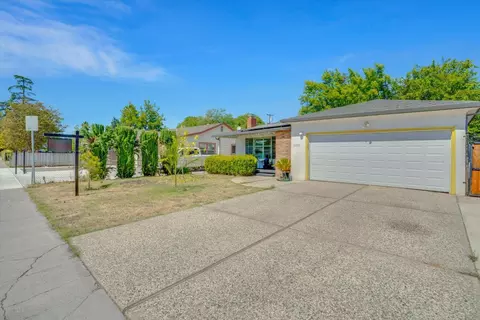 2009 Elmwood Ave, Stockton, CA 95204