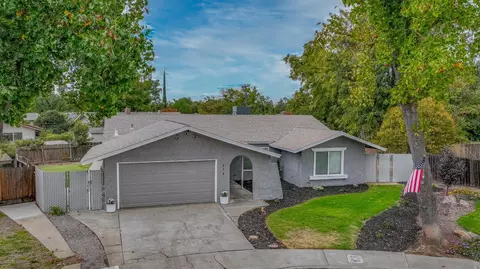 832 Amador Ct, Merced, CA 95340 photo 1