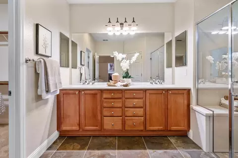2537 Shadow Berry Dr, Manteca, CA 95336 photo 29