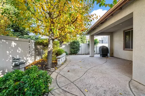2537 Shadow Berry Dr, Manteca, CA 95336 photo 34