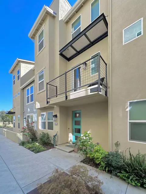 1079 Celebrity Ter, Davis, CA 95616 photo 1