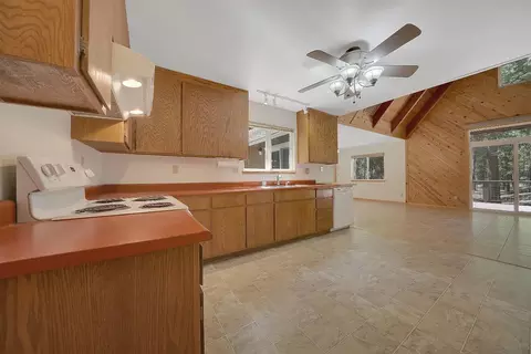 Kitchen - 19435 Cherokee Ln, Volcano, CA 95689 photo 1 of 2