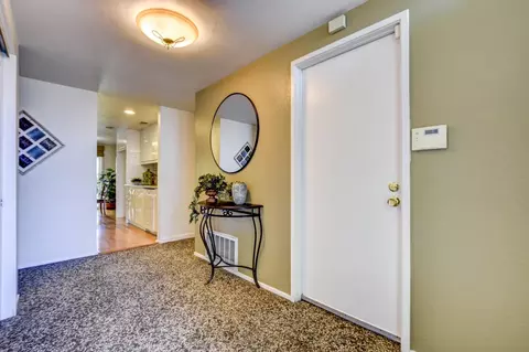 2001 Clearfield Way, Carmichael, CA 95608 photo 4