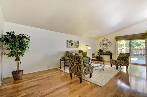 2001 Clearfield Way, Carmichael, CA 95608 photo 5
