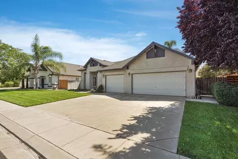6604 Graybark Ln, Hughson, CA 95326 photo 4