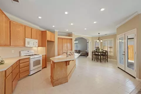 6604 Graybark Ln, Hughson, CA 95326 photo 11