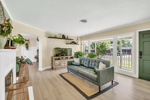 Living - 2841 Avalon Dr, Sacramento, CA 95821 photo 1 of 3