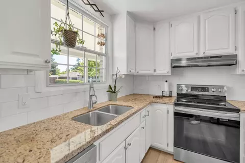 Kitchen - 2841 Avalon Dr, Sacramento, CA 95821 photo 4 of 4