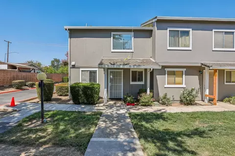 475 Peerless Way #1, Tracy, CA 95376 photo 3