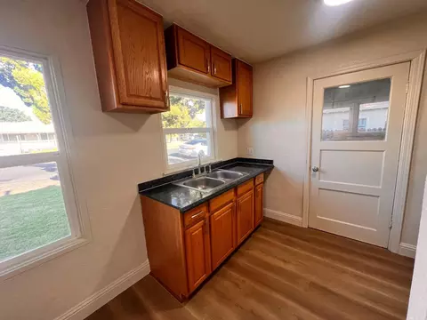 328 N Maple, Manteca, CA 95336 photo 5