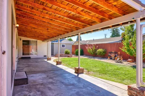 1006 Pasadena Ln, Modesto, CA 95350 photo 22