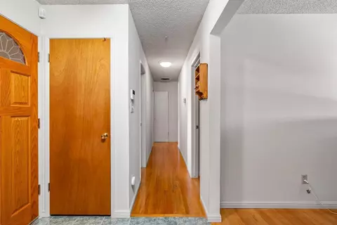 1006 Pasadena Ln, Modesto, CA 95350 photo 9