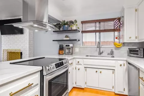 1006 Pasadena Ln, Modesto, CA 95350 photo 4