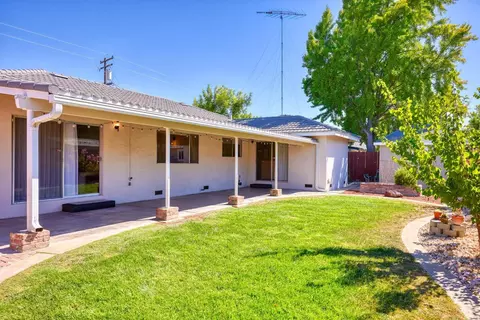 1006 Pasadena Ln, Modesto, CA 95350 photo 23