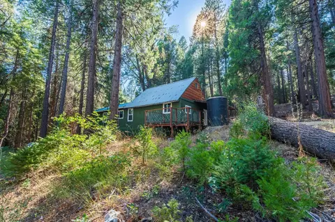 11325 Valencia Rd, Nevada City, CA 95959