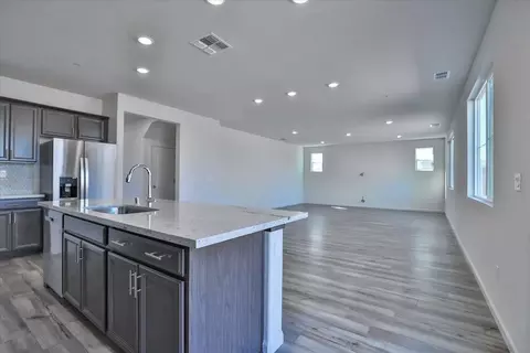 1163 Chapman St, Winters, CA 95694 photo 5