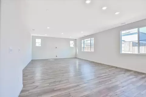 1163 Chapman St, Winters, CA 95694 photo 9
