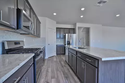 1163 Chapman St, Winters, CA 95694 photo 4