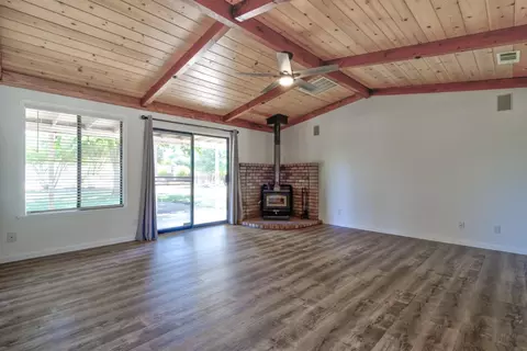 7545 Amigo Way, Redding, CA 96002 photo 7