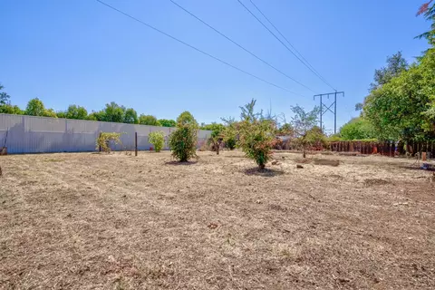 7545 Amigo Way, Redding, CA 96002 photo 36