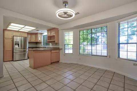 7545 Amigo Way, Redding, CA 96002 photo 11