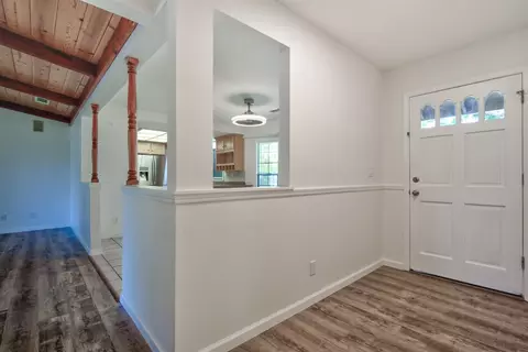 7545 Amigo Way, Redding, CA 96002 photo 5