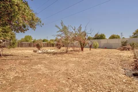 7545 Amigo Way, Redding, CA 96002 photo 37