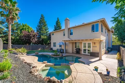 1805 Morella Cir, Roseville, CA 95747