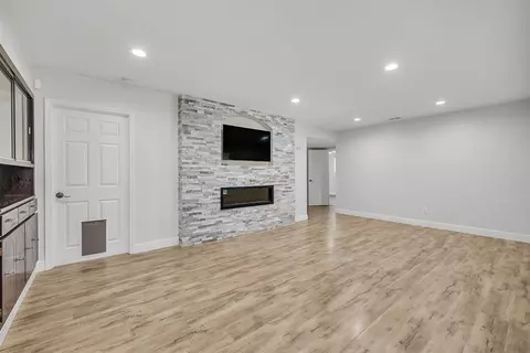 Living - 5223 Cypress Ave, Carmichael, CA 95608 photo 7 of 8