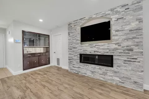 Living - 5223 Cypress Ave, Carmichael, CA 95608 photo 8 of 8